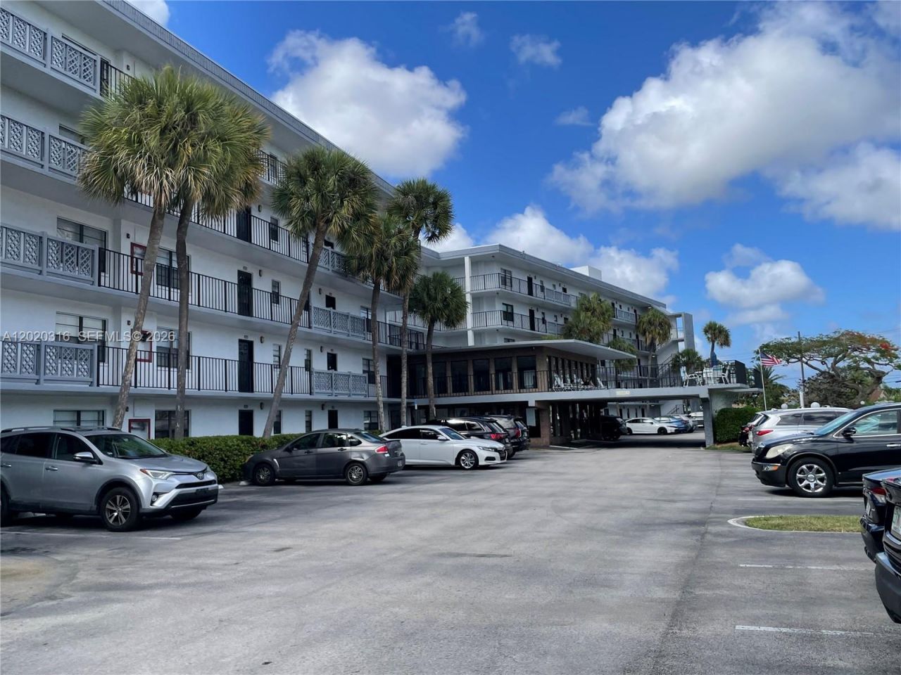 9235 SW 8th St , Unit 209, Boca Raton, FL 33428 Photo