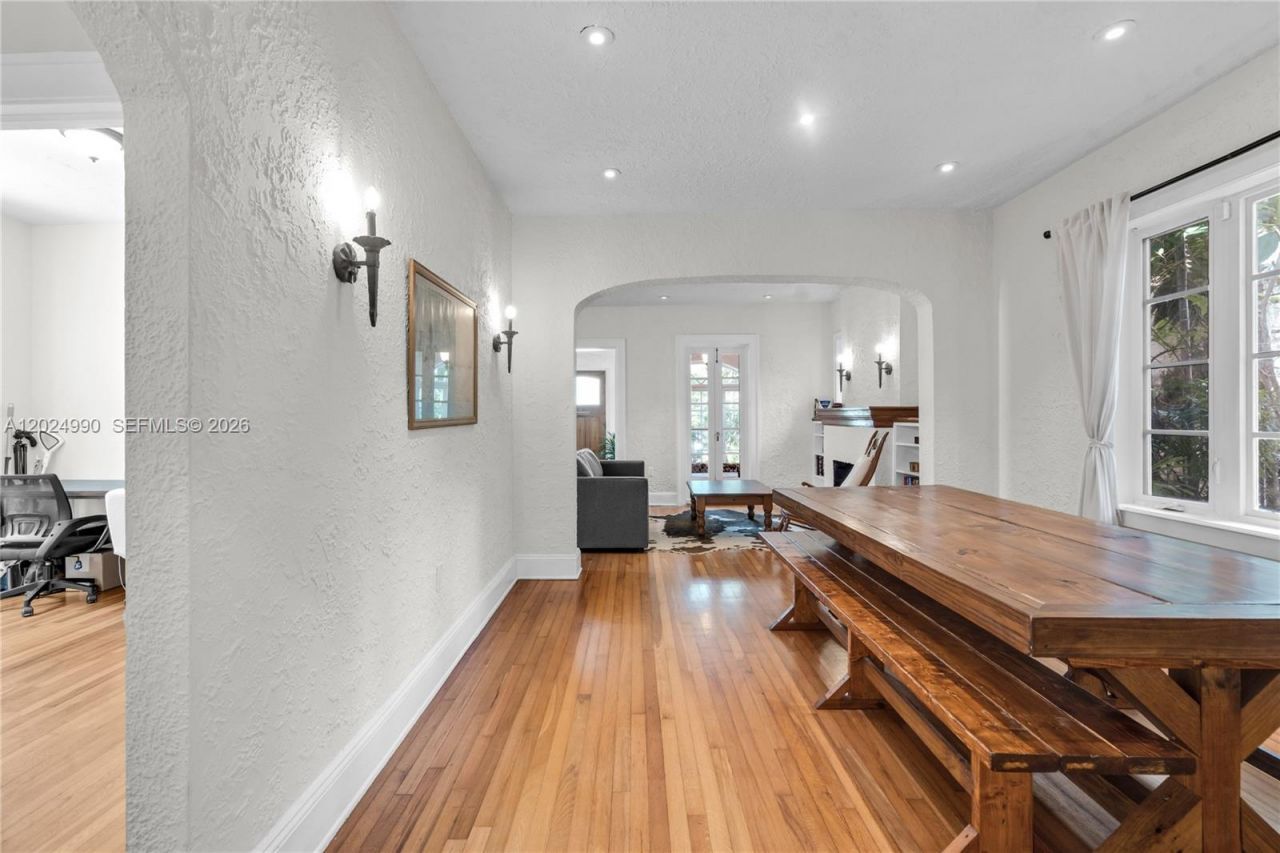1119 Lisbon St , Coral Gables, FL 33134 Photo
