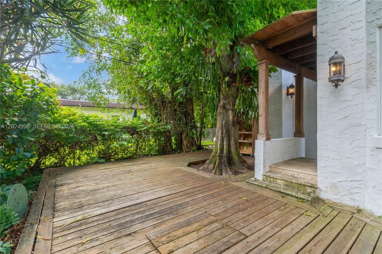 1119 Lisbon St , Coral Gables, FL 33134 Photo