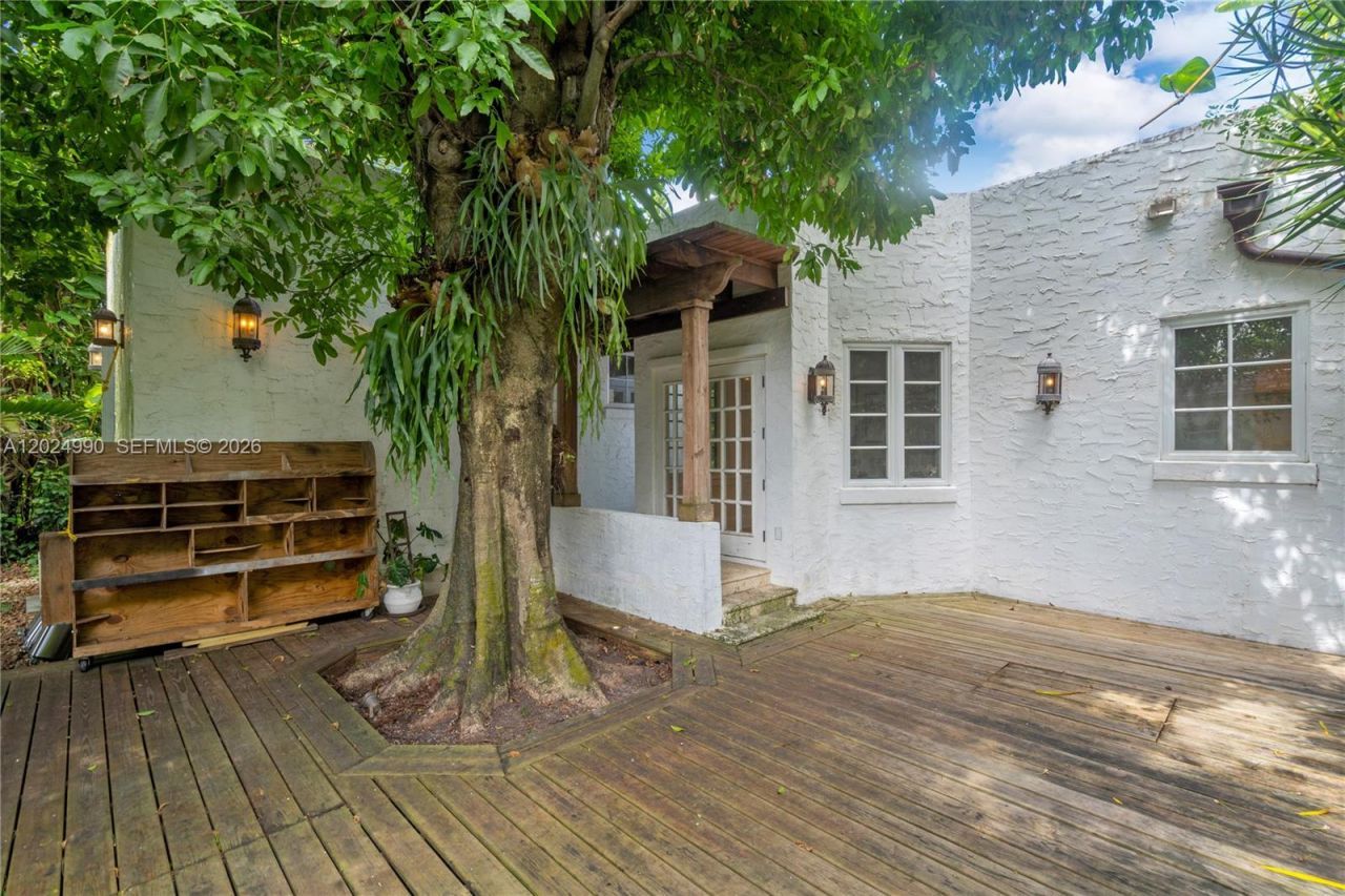 1119 Lisbon St , Coral Gables, FL 33134 Photo