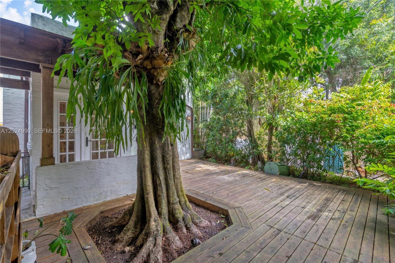 1119 Lisbon St , Coral Gables, FL 33134 Photo