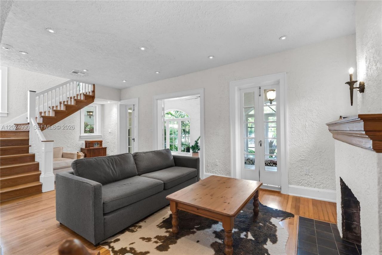1119 Lisbon St , Coral Gables, FL 33134 Photo