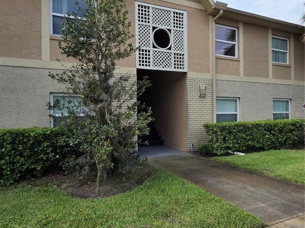 2416 BARLEY CLUB COURT , Unit 4, ORLANDO, FL 32837