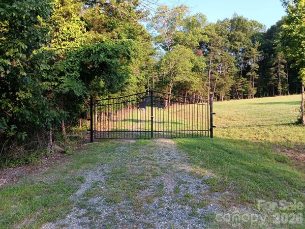 11610 Brief Road , Charlotte, NC 28227