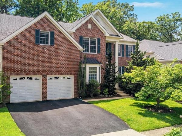 12221 HARBOR TOWN CIRCLE, FAIRFAX, VA 22033