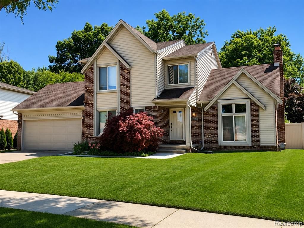 14040 Pernell Drive, Sterling Heights, MI 48313 Main Photo