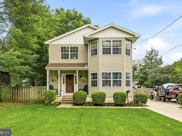 706 MAIN STREET, RIVERTON, NJ 08077