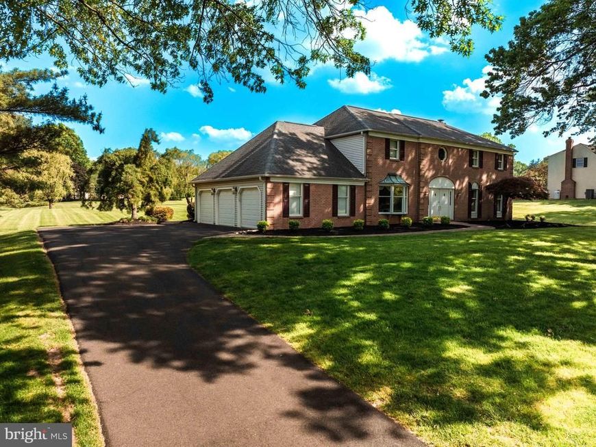 75 Eisenhard Drive, Ivyland, PA 18974 Main Photo