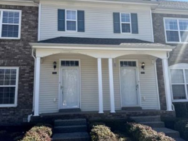 3014 New Port Valley Cir , Thompsons Station, TN 37179