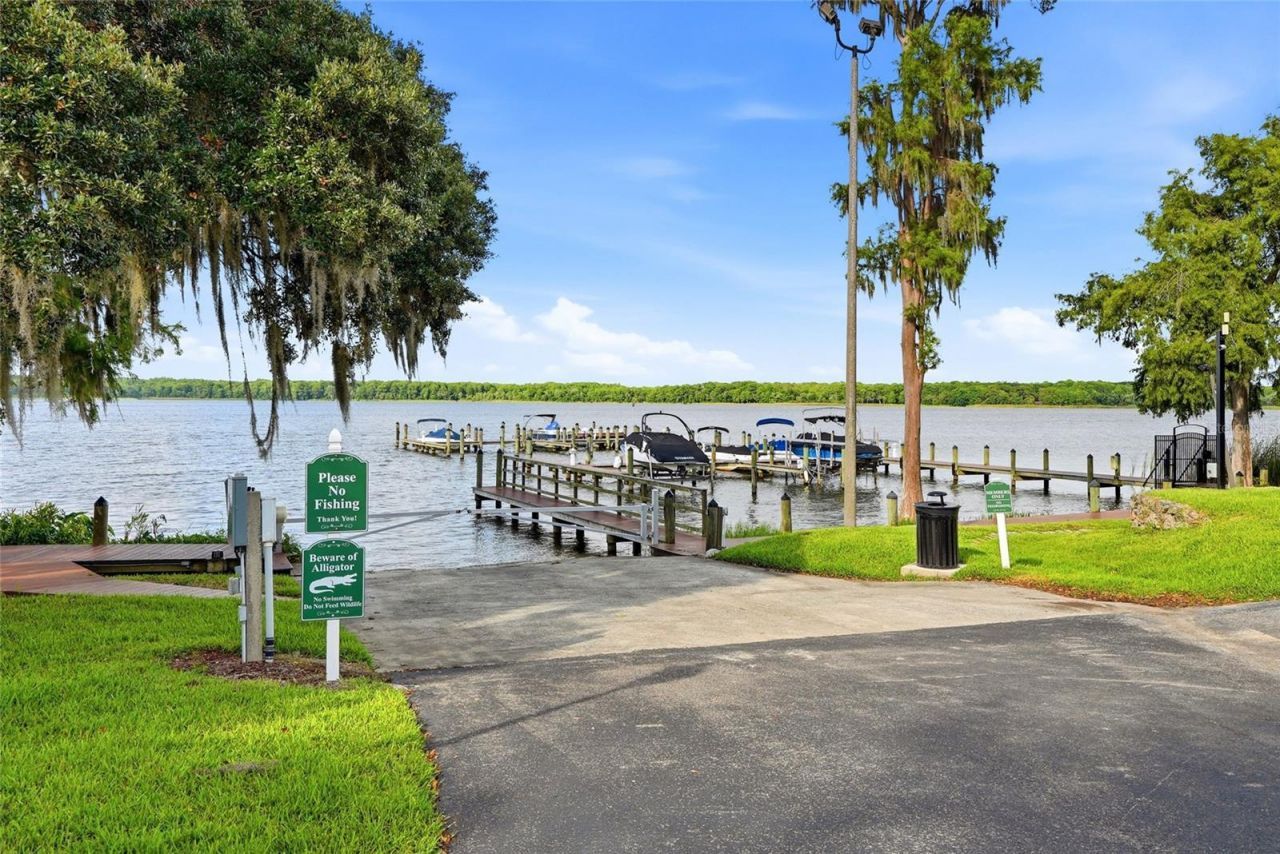3493 Shoreline Circle, Palm Harbor, FL 34684 Photo