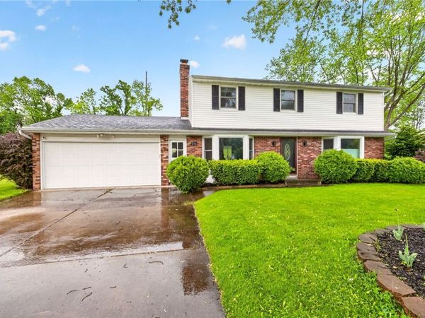 776 Lauren Court, Webster, NY 14580
