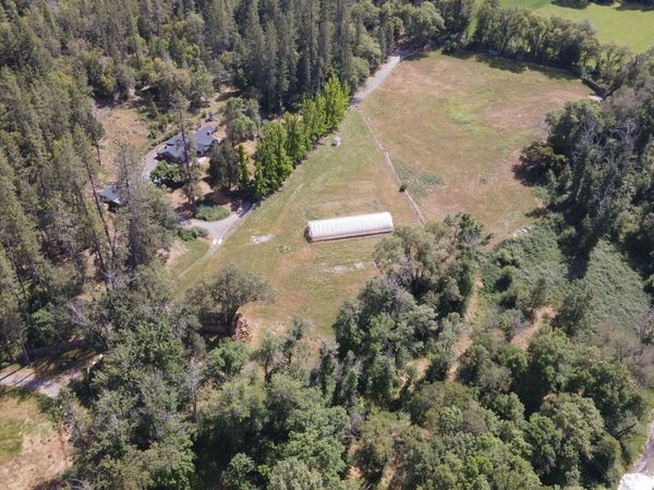 782 Covered Bridge Road, Rogue River, OR 97537