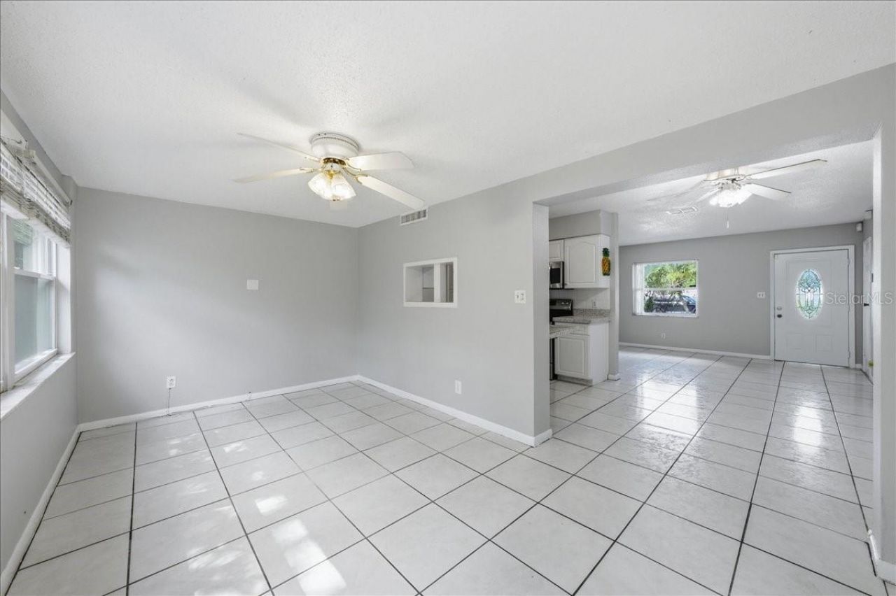 15005 Monet Drive , Tampa, FL 33613 Photo