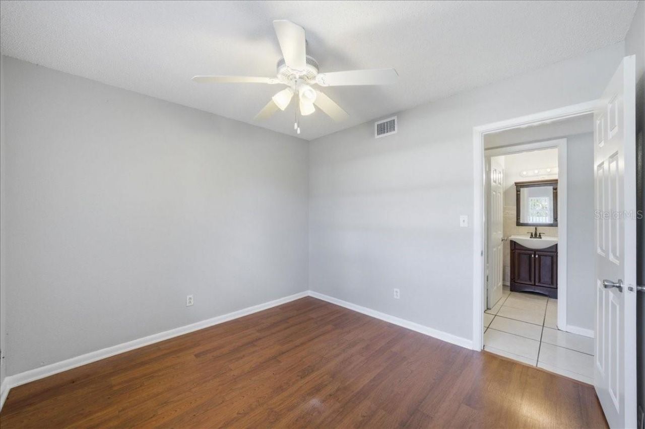 15005 Monet Drive , Tampa, FL 33613 Photo