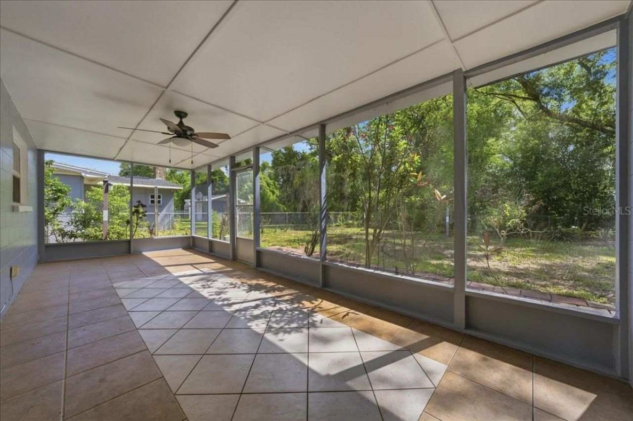 15005 Monet Drive , Tampa, FL 33613 Photo