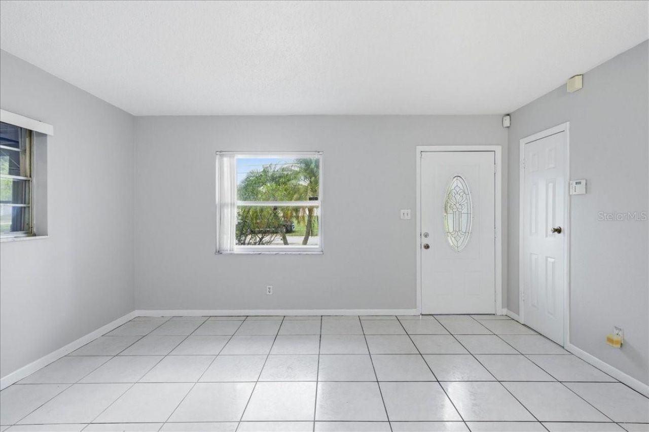 15005 Monet Drive , Tampa, FL 33613 Photo