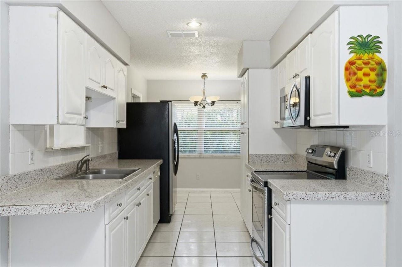 15005 Monet Drive , Tampa, FL 33613 Photo