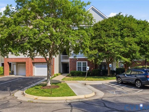 734 Bristol Village Drive , Unit 305, Midlothian, VA 23114