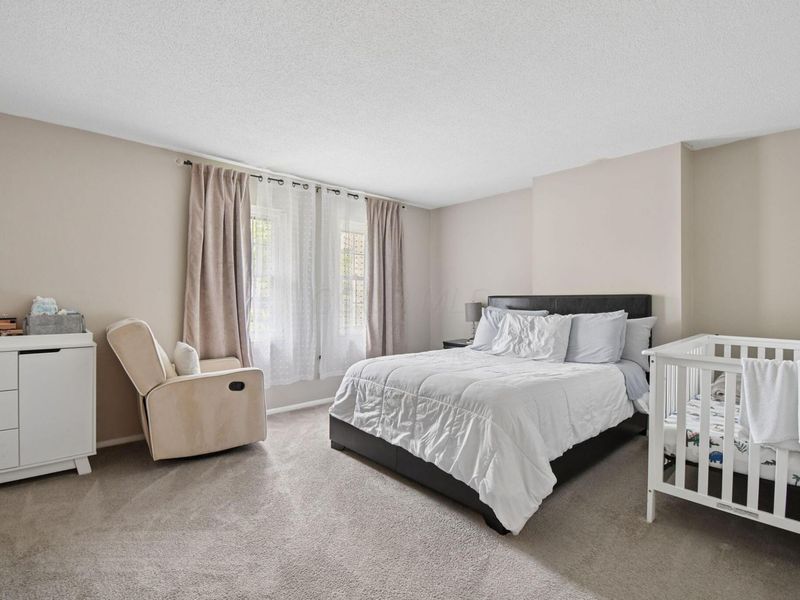 6199 Stornoway Drive S, Columbus, OH 43213 Photo 18