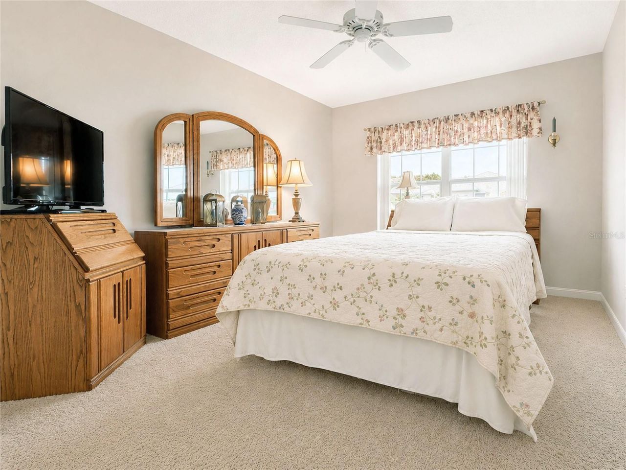498 Weston Manor Drive, The Villages, FL 32162 Photo