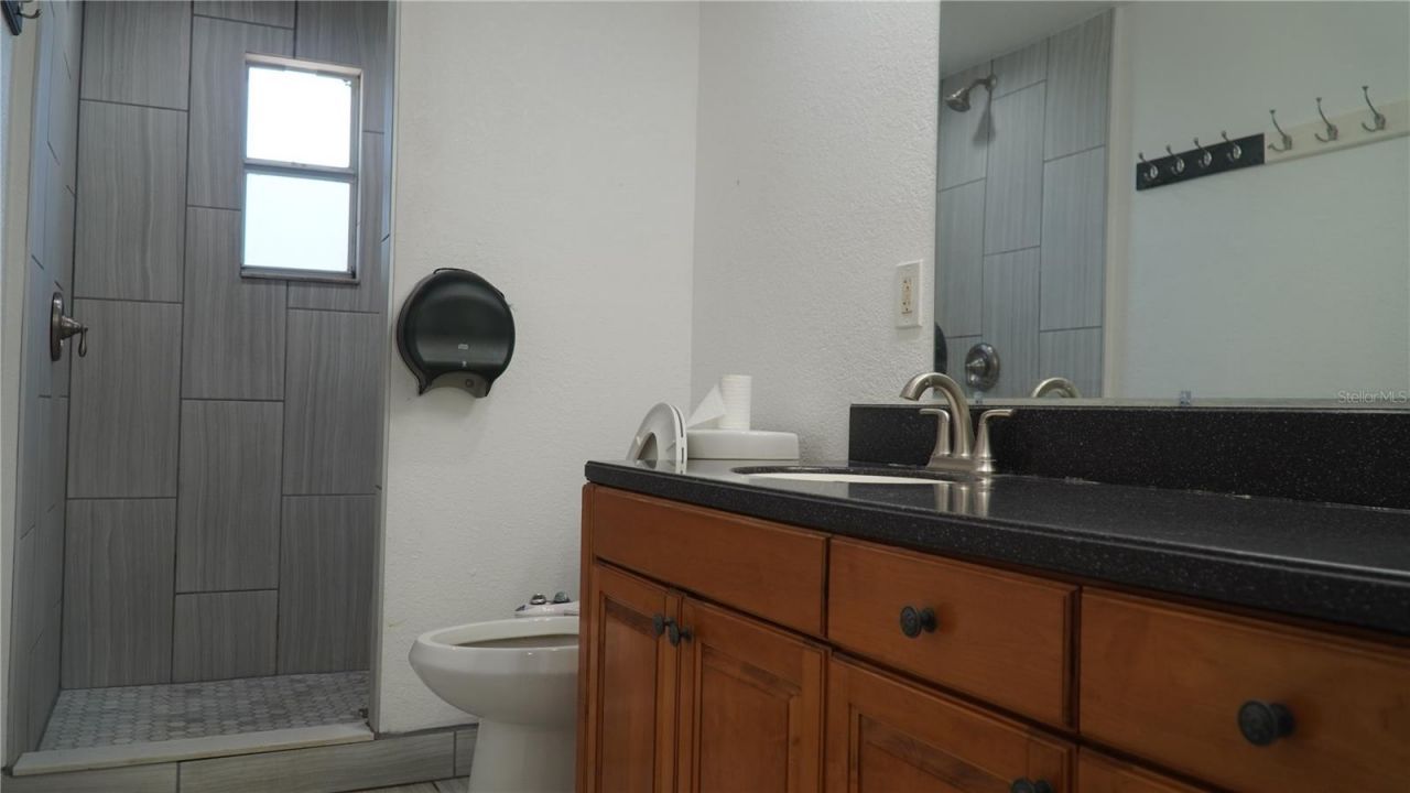 4111 W Montgomery Terrace, Tampa, FL 33616 Photo