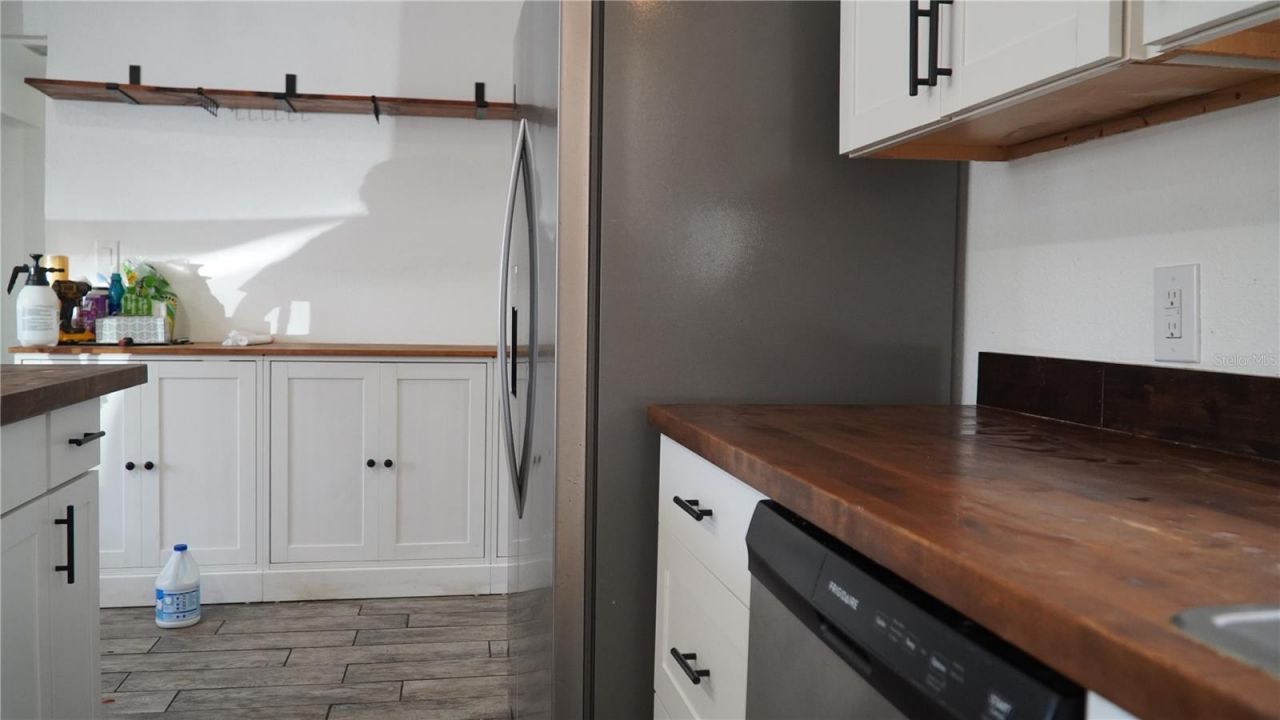 4111 W Montgomery Terrace, Tampa, FL 33616 Photo