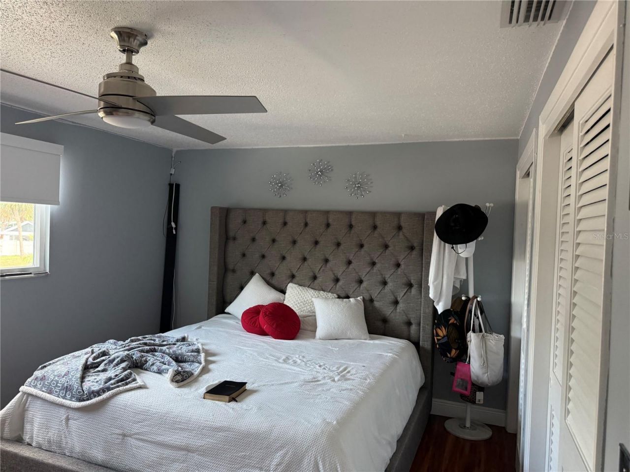 8301 Lopez Drive, Tampa, FL 33615 Photo