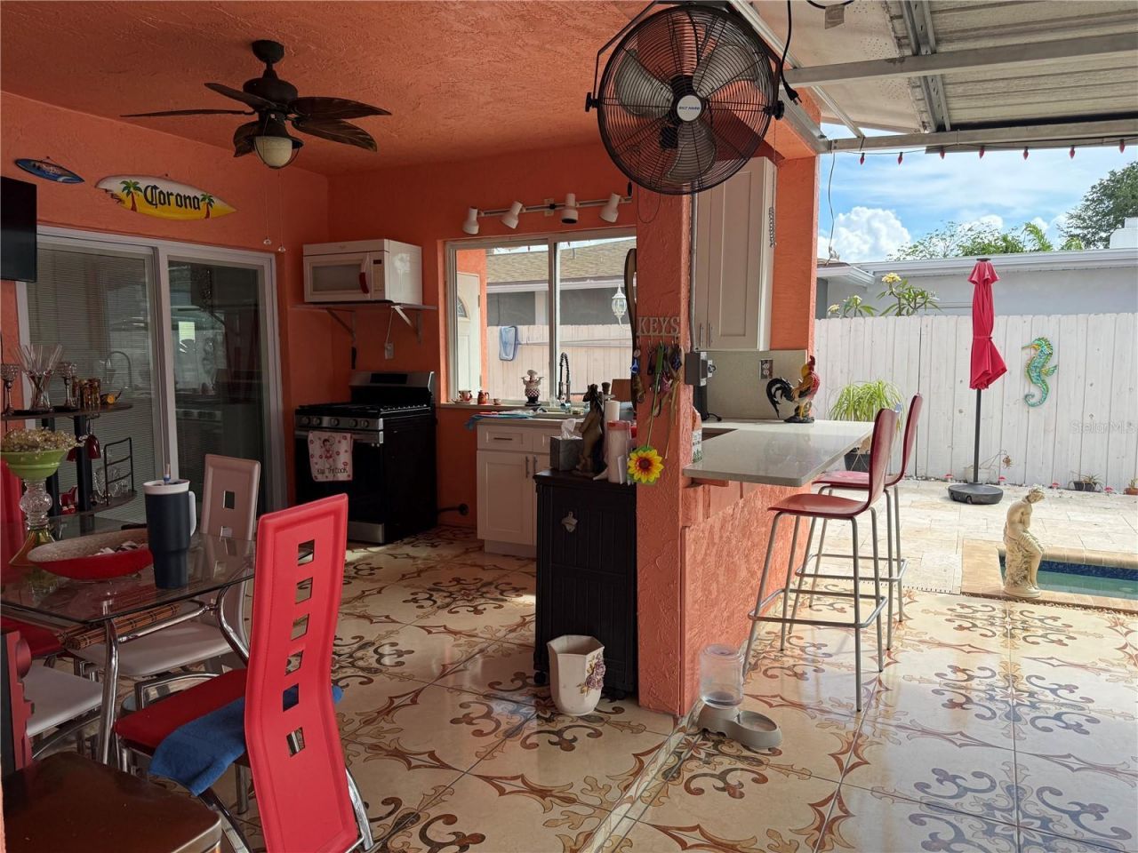 8301 Lopez Drive, Tampa, FL 33615 Photo