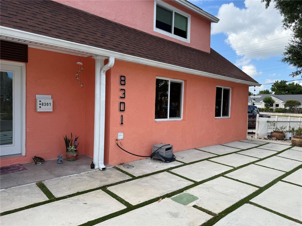 8301 Lopez Drive, Tampa, FL 33615 Photo