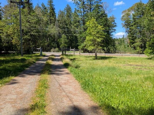 575 Kirkham Road, Cave Junction, OR 97523