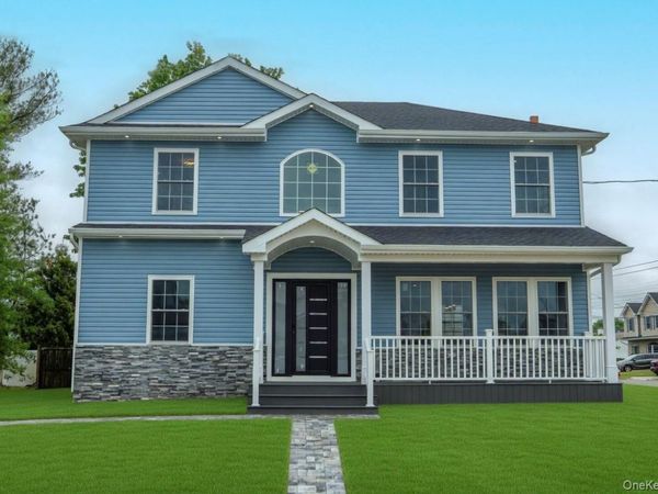 139 maple Avenue , Bethpage, NY 11714