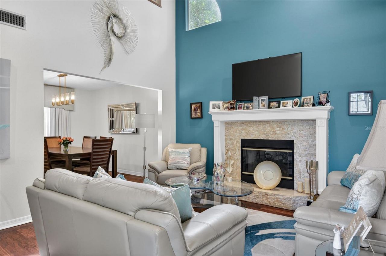 1311 W Carissa Court , Tampa, FL 33604 Photo