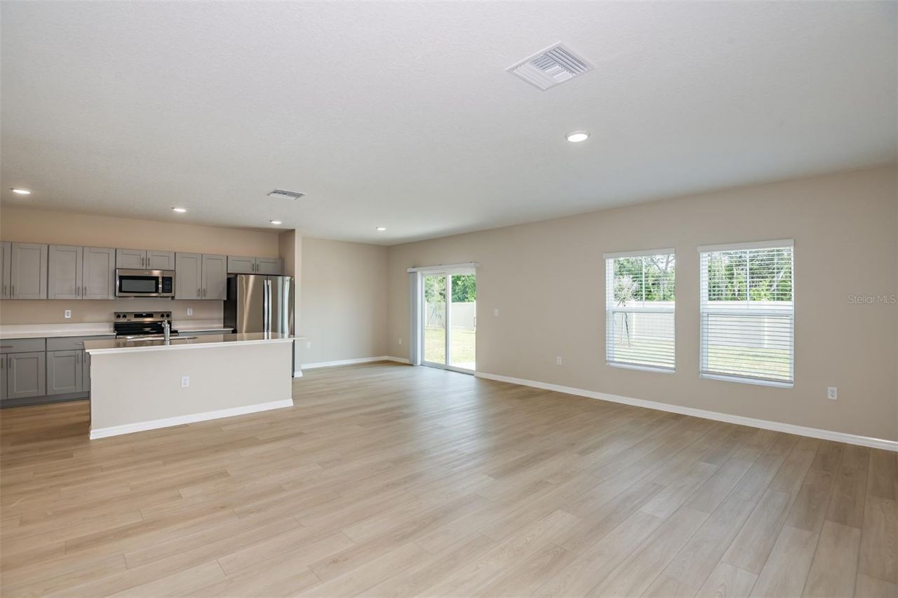9110 Belleview Forest Pass , Dade City, FL 33525 Photo