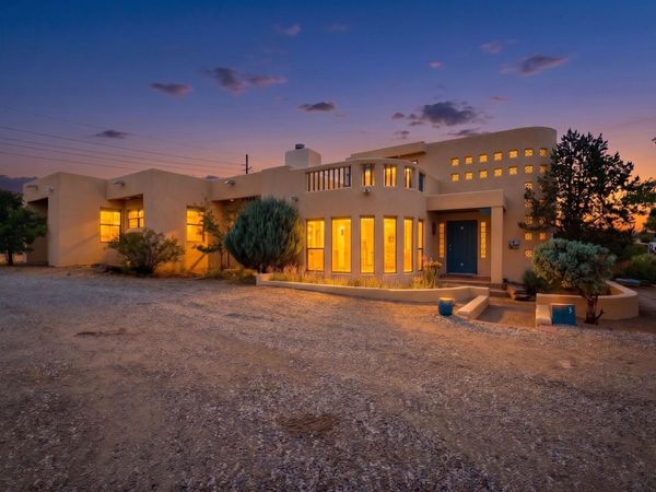 3 Chamisa Place, Corrales, NM 87048