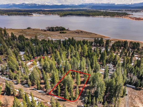 2144 Christie Road, Donnelly, ID 83615