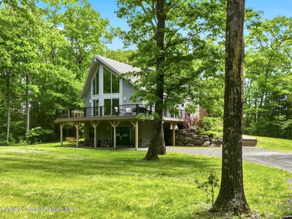 21 Woodland Lane, Palenville, NY 12463