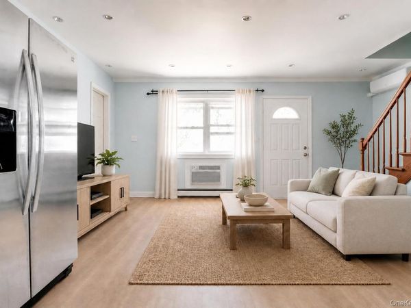 15818 85th Avenue , Jamaica, NY 11432