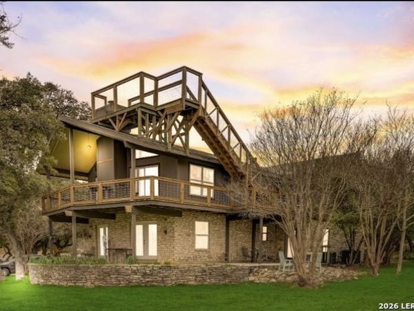 1251 Stagecoach, Canyon Lake, TX 78133