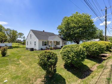 9070 SPOTSWOOD TRL , Stanardsville, VA 22973