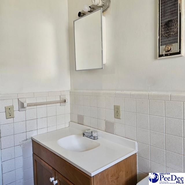 605 Howard Street Photo 10