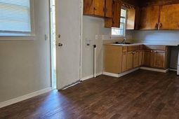 605 Howard Street photo 4