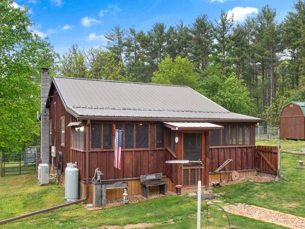 21117 MINE MOUNTAIN RD, BERGTON, VA 22811