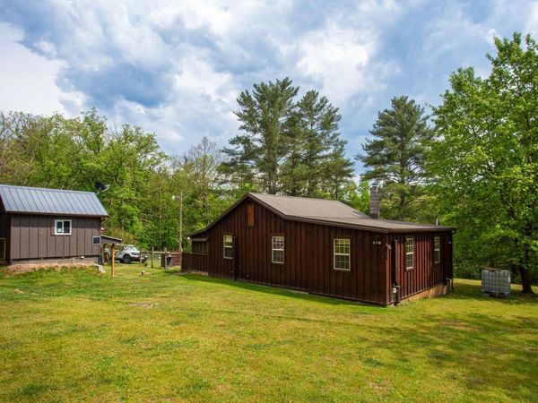 21117 MINE MOUNTAIN RD, BERGTON, VA 22811