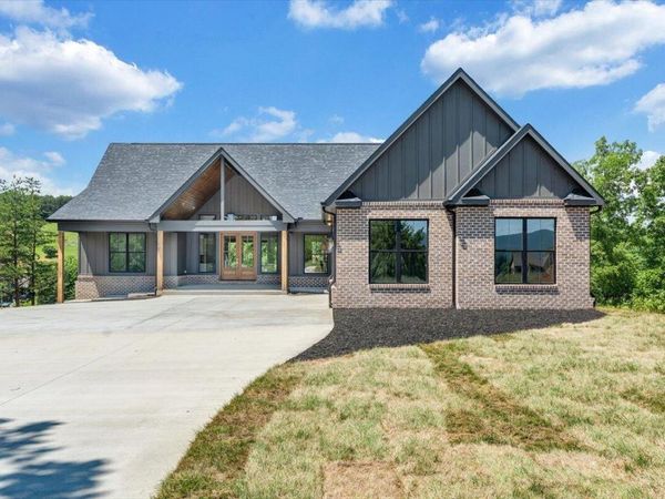 775 Compass Cove CIR , Moneta, VA 24121