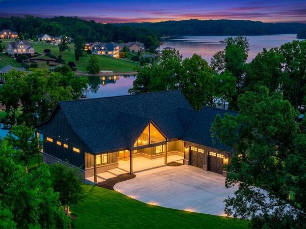 775 Compass Cove CIR , Moneta, VA 24121