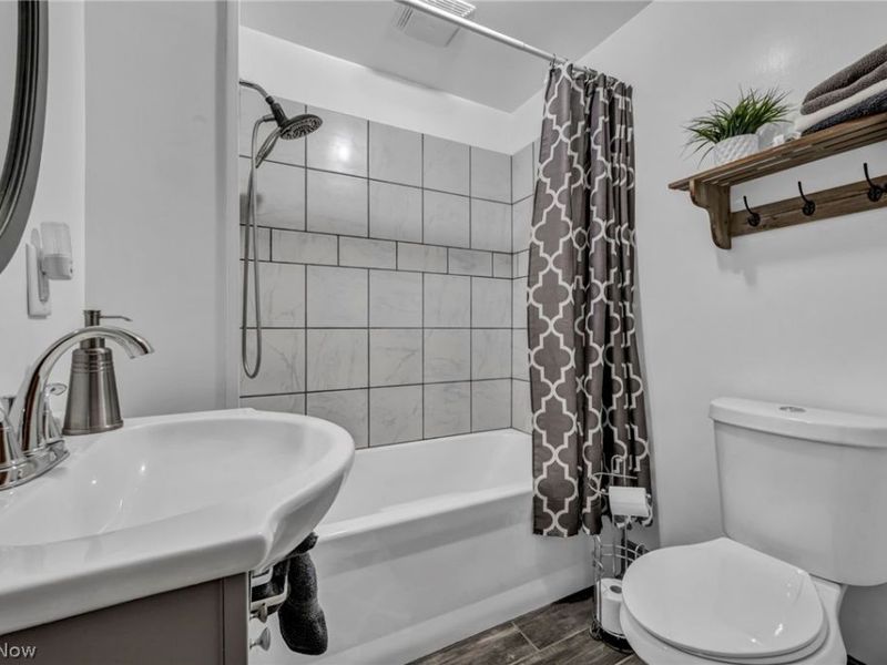 2250 Claus Road , Vermilion, OH 44089 Photo 26