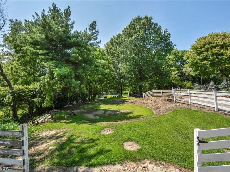 2250 Claus Road , Vermilion, OH 44089 Photo 9