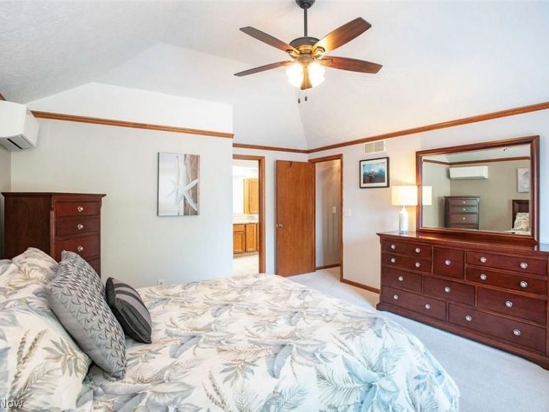 18399 Yorktown Oval , Strongsville, OH 44136 Photo 27