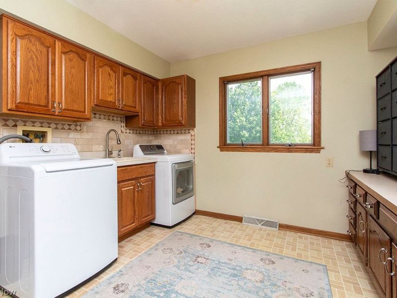 1477 S Hametown Road , Copley, OH 44321 Photo 29