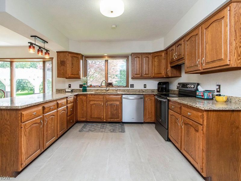 1477 S Hametown Road , Copley, OH 44321 Photo 8